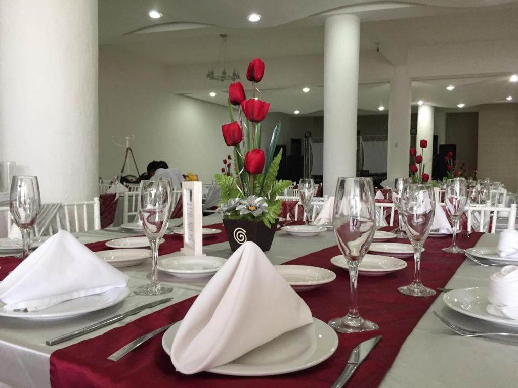 Chiapas Hotel Express, Tuxtla Gutiérrez מראה חיצוני תמונה